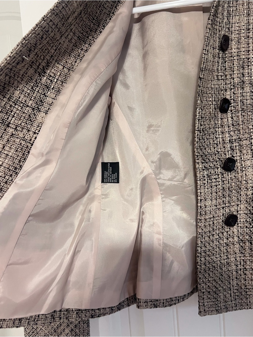 Kasper Women's Tweed Double-Breasted Blazer in Beige and Black 4P - Picture 5 of 9